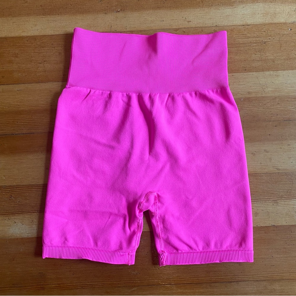 Moving sale! Tala Hosta Bike Shorts